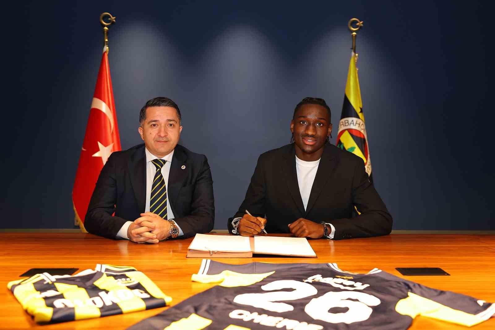 Fenerbahçe Signs Sidiki Cherif