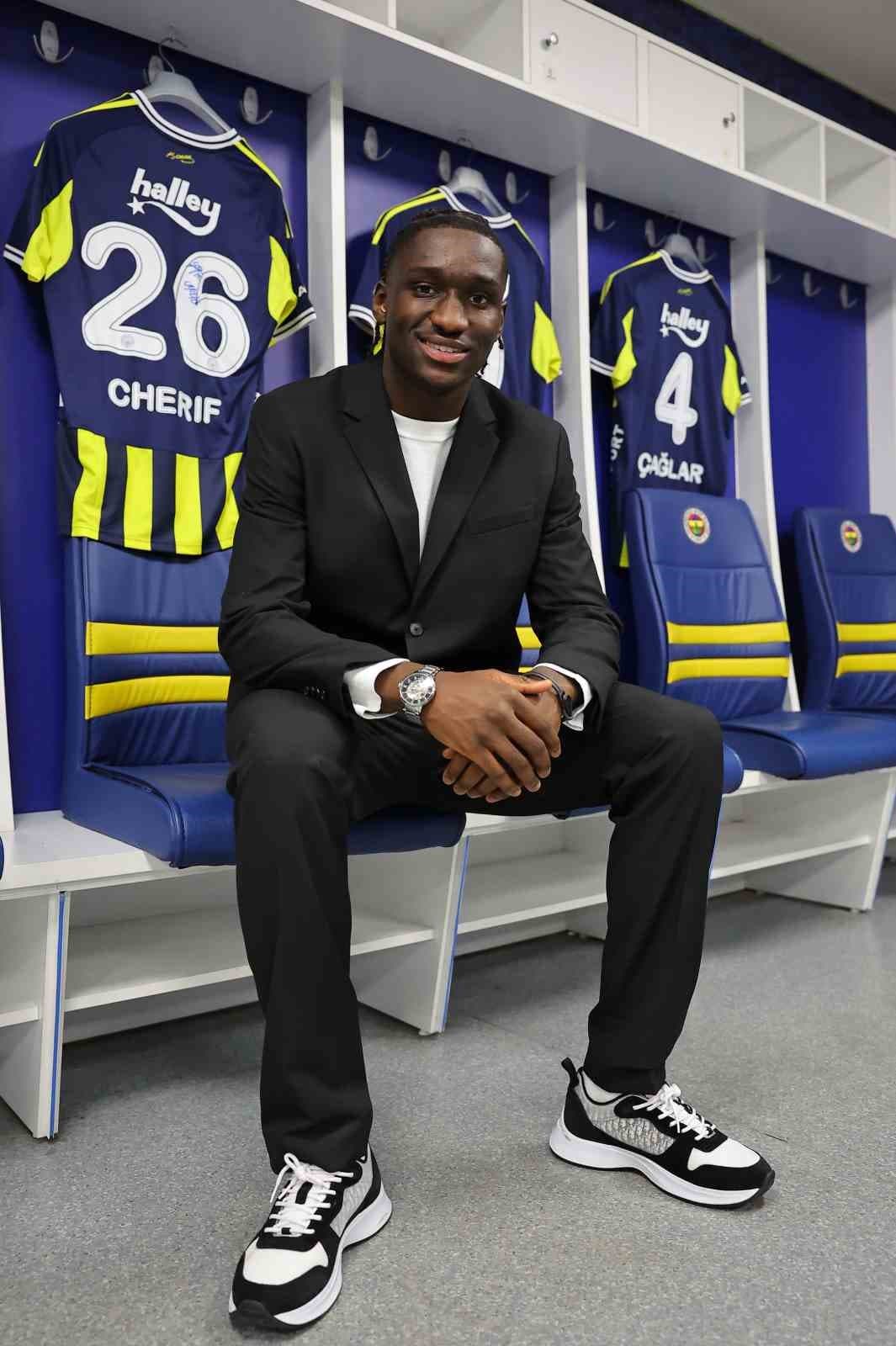 Fenerbahçe Signs Sidiki Cherif