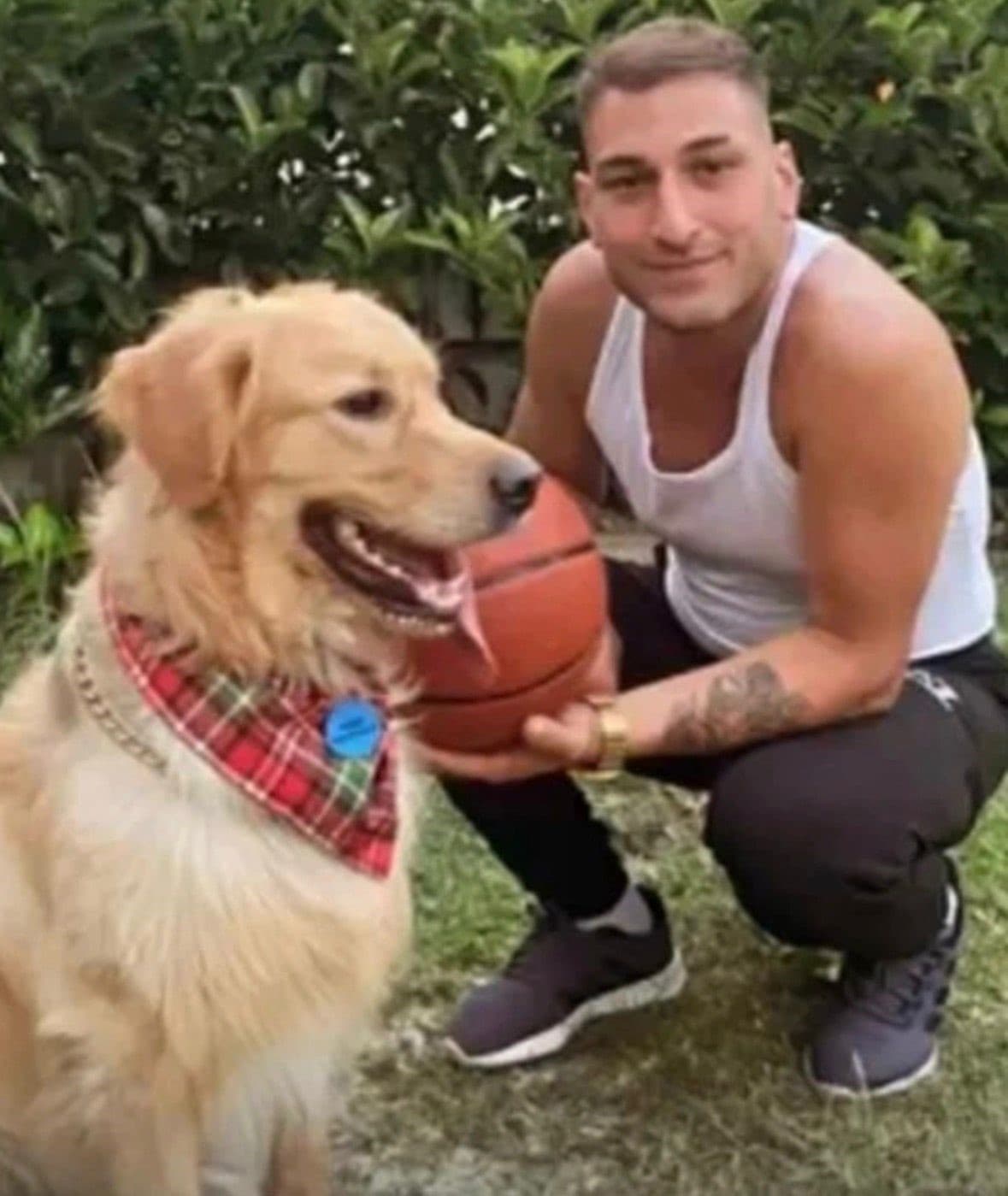 Gaziosmanpaşa’da Kız Kardeşinin Yanında Bulunan Genç Bıçaklanarak Öldürüldü