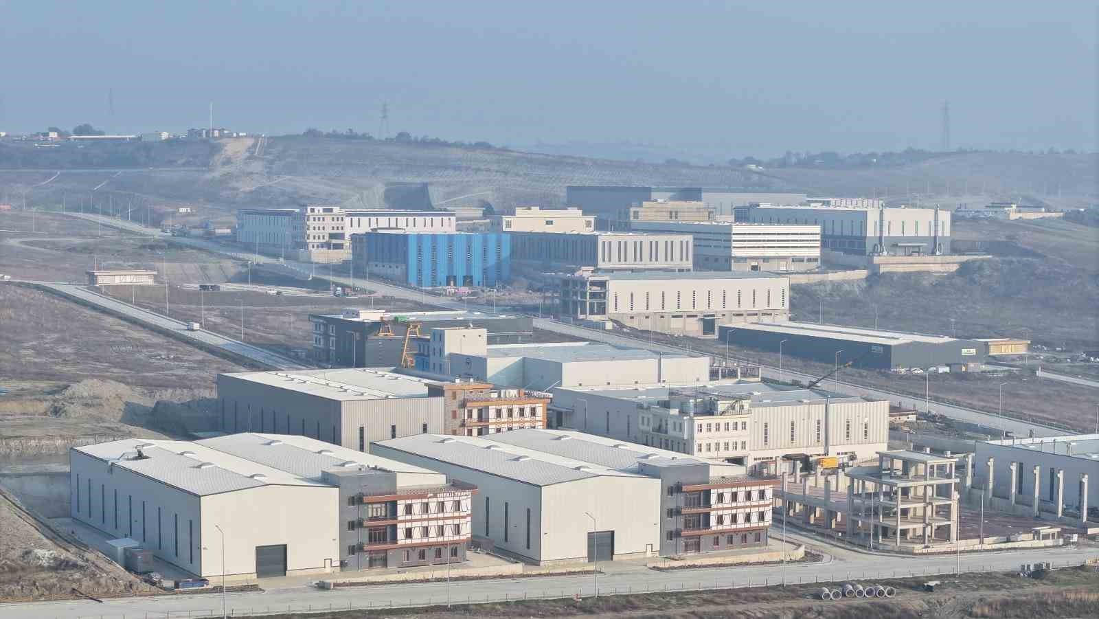 Yalova OSB’de sosyal yaşam alanlarını genişletiyor