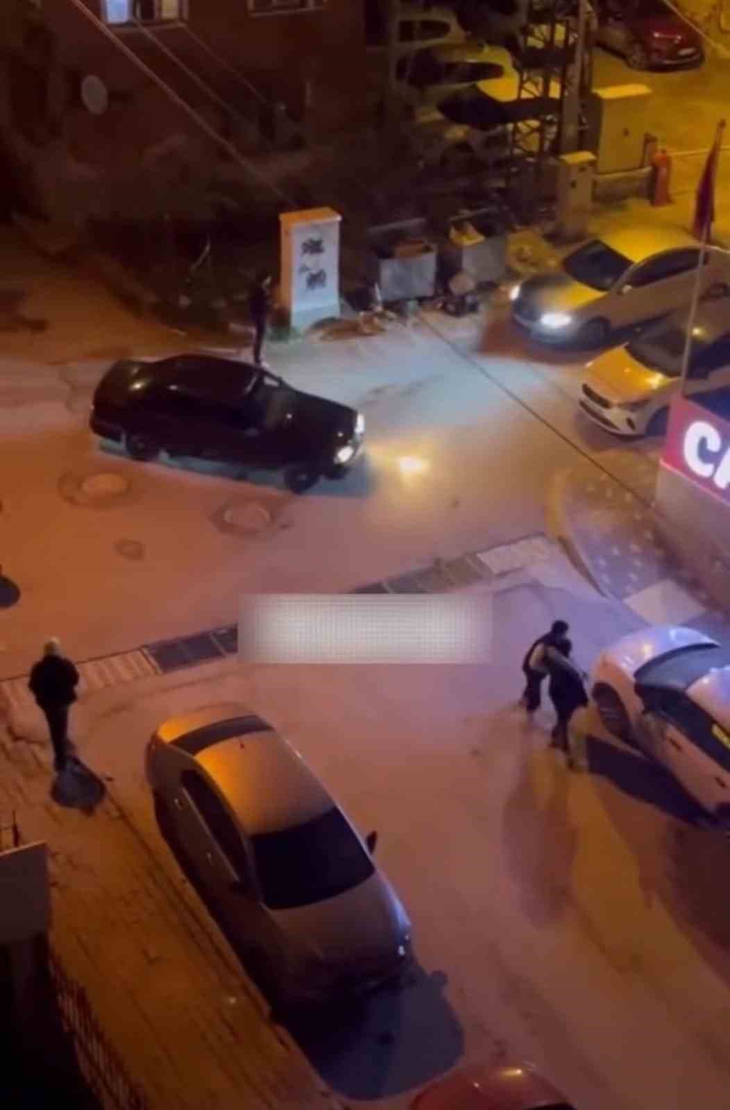 Çankırı’da iki grup arasındaki kavga kamerada