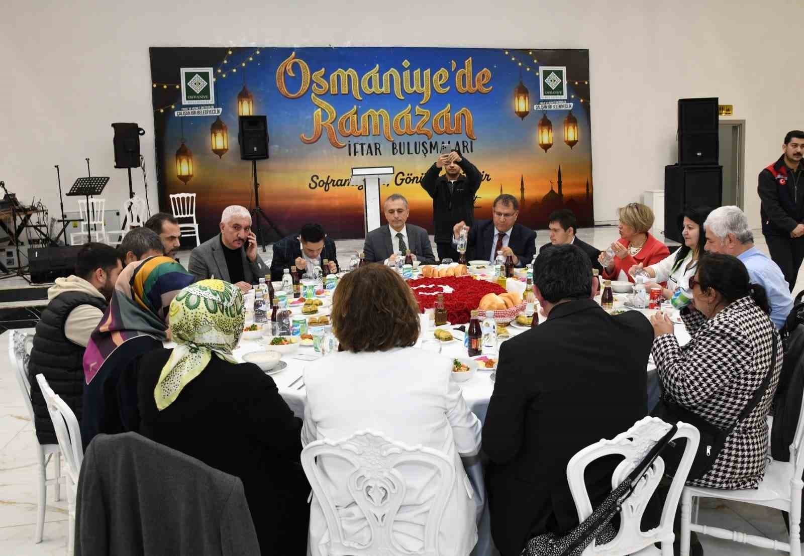 Başkan Çenet, engelli bireyler ve aileleriyle iftarda buluştu