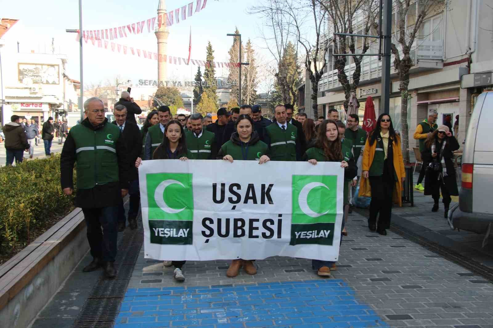 Yeşilay’dan Uşak’ta farkındalık yürüyüşü