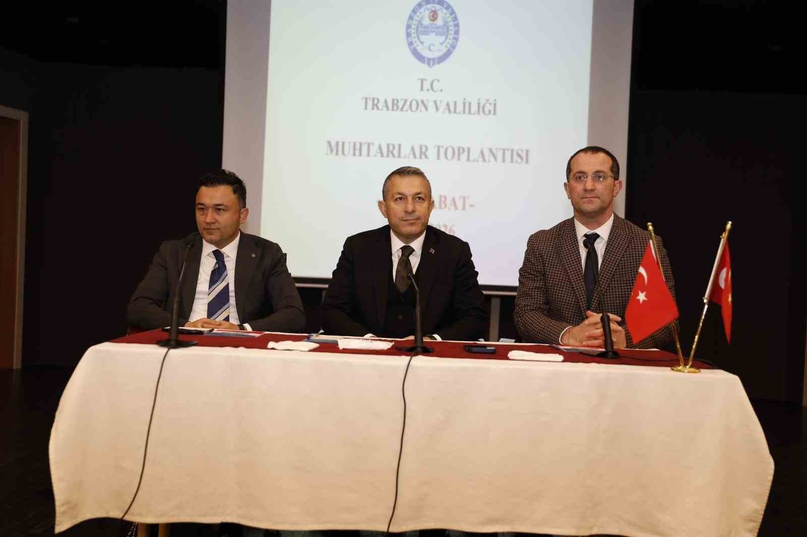 Vali Şahin Akçaabat’ta muhtarlarla buluştu