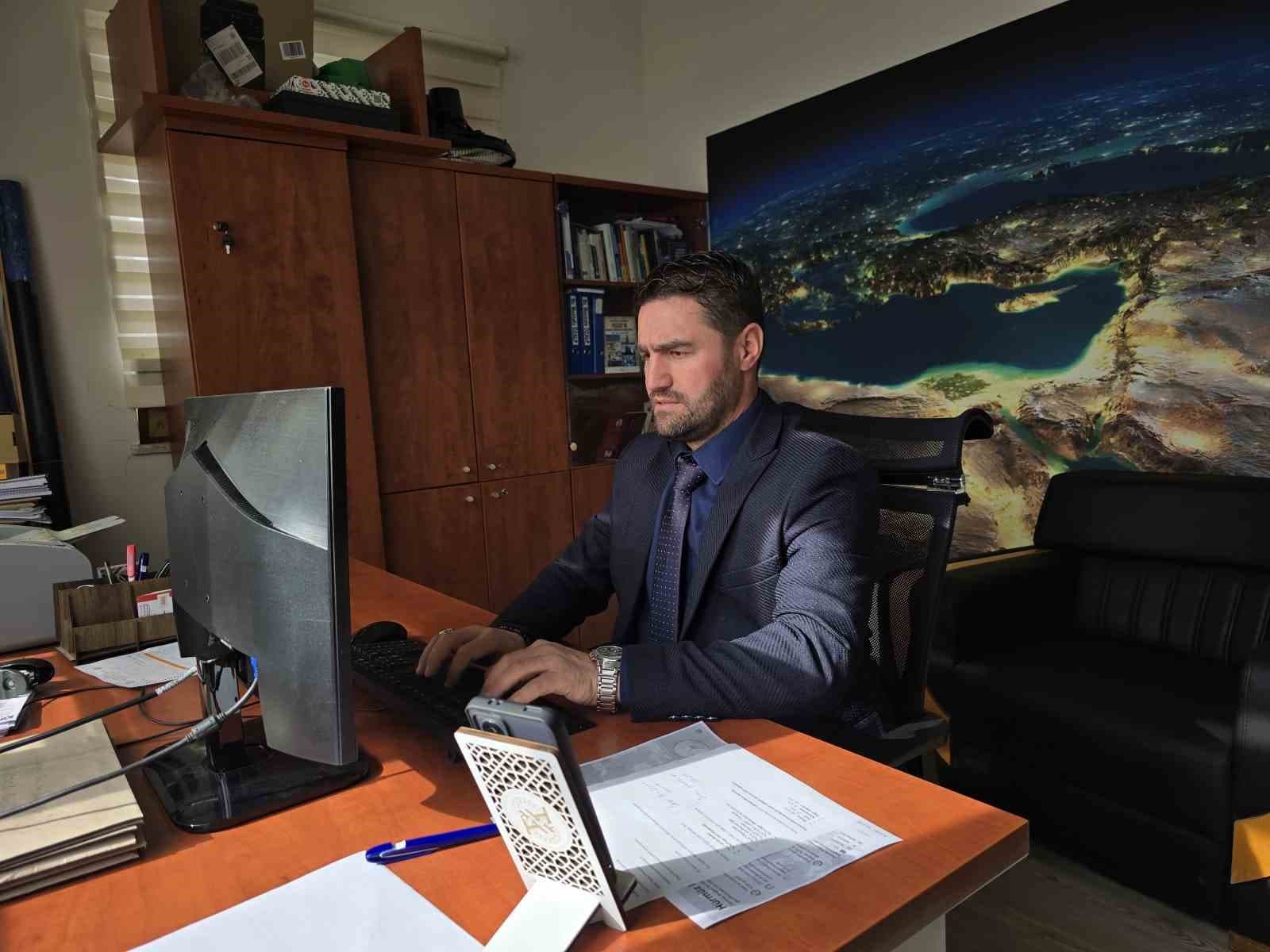 Doç. Dr. Mustafa Özalp: "(İran-ABD-İsrail savaşı) Yapılması gereken şey müzakere masasının başlaması, diplomasiye öncelik verilmesi ve savaşın ivedilikle durdurulması"