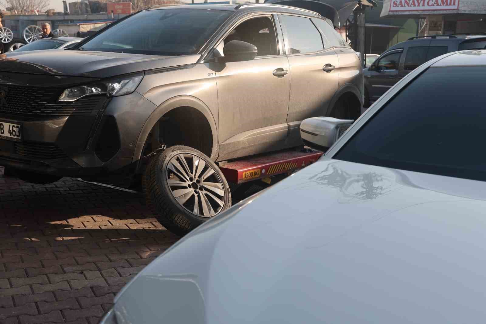 "Sertleşen lastik yol tutmaz" uyarısını dikkate alın