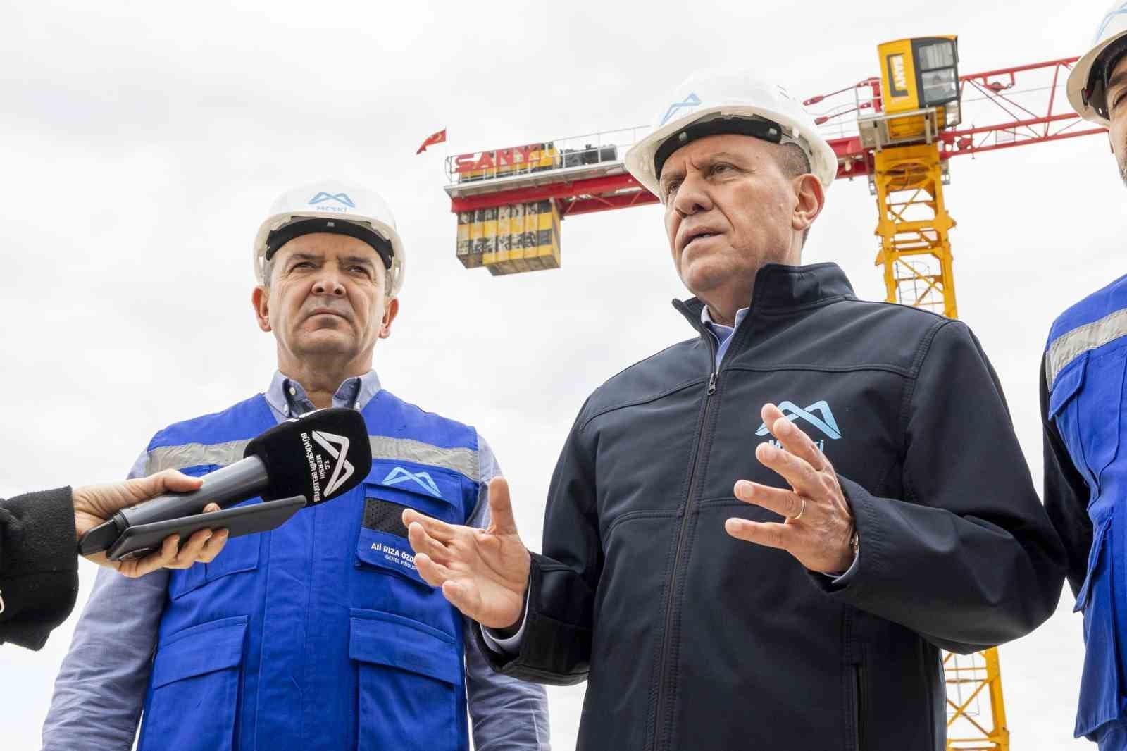 Başkan Seçer Mezitli İçmesuyu Şebekesi çalışmalarını yerinde inceledi