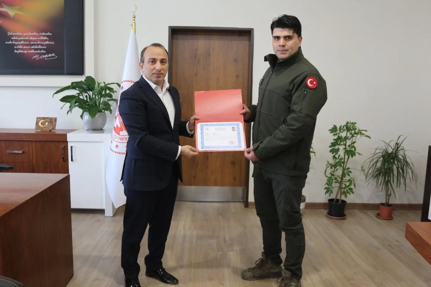 Kaymakam Erdoğan’dan orman personeline teşekkür belgesi