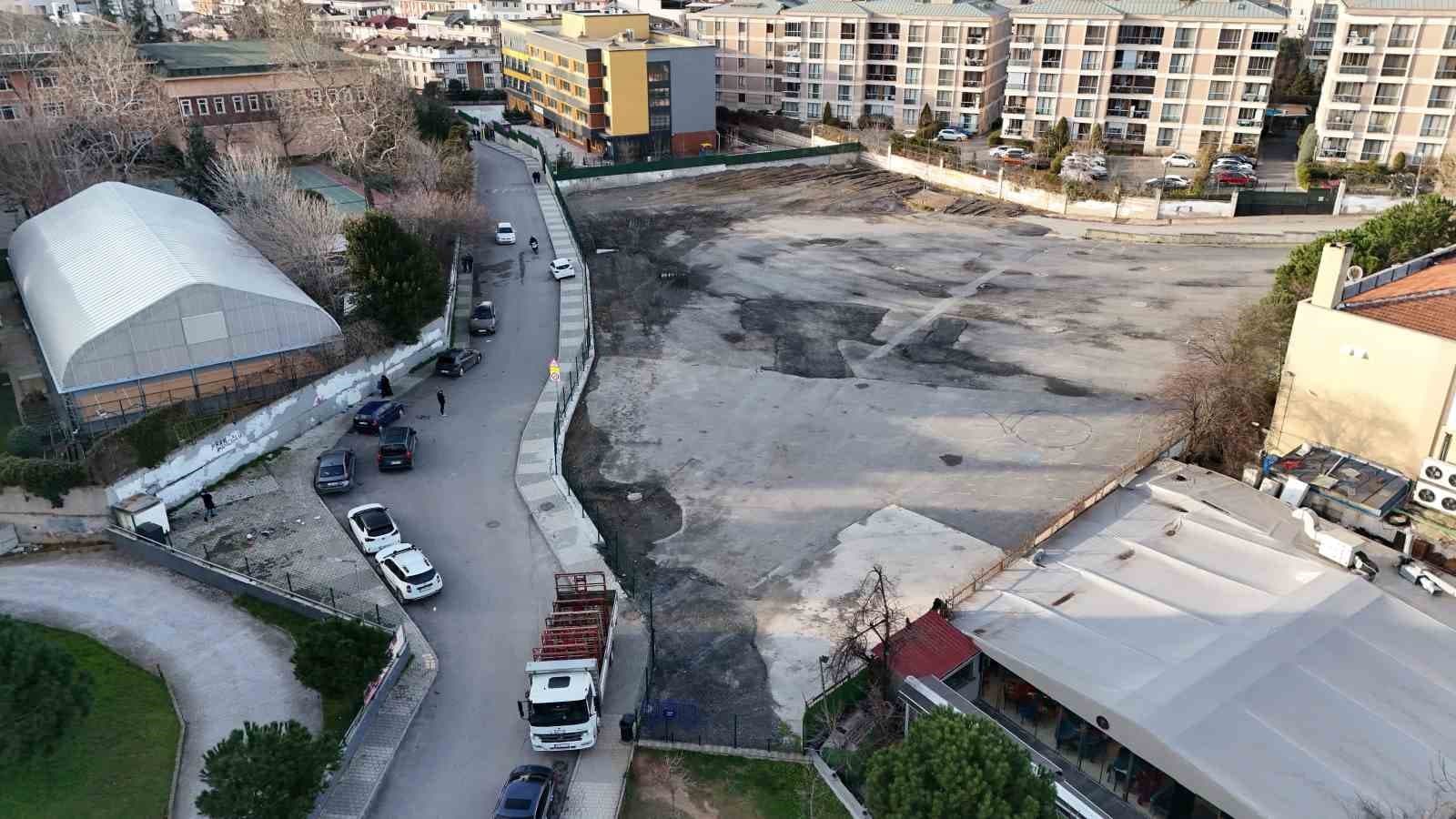 Çekmeköy’de otopark sorununa yeni çözümler