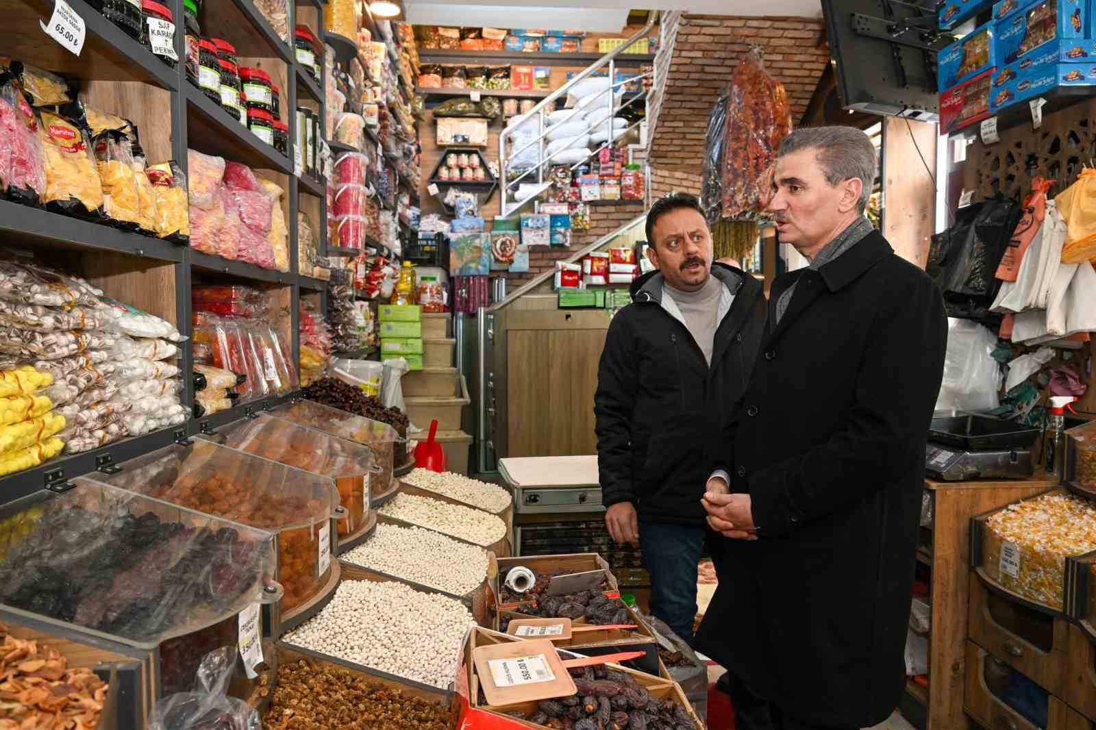 Vali Baruş’tan esnafa Ramazan ziyareti