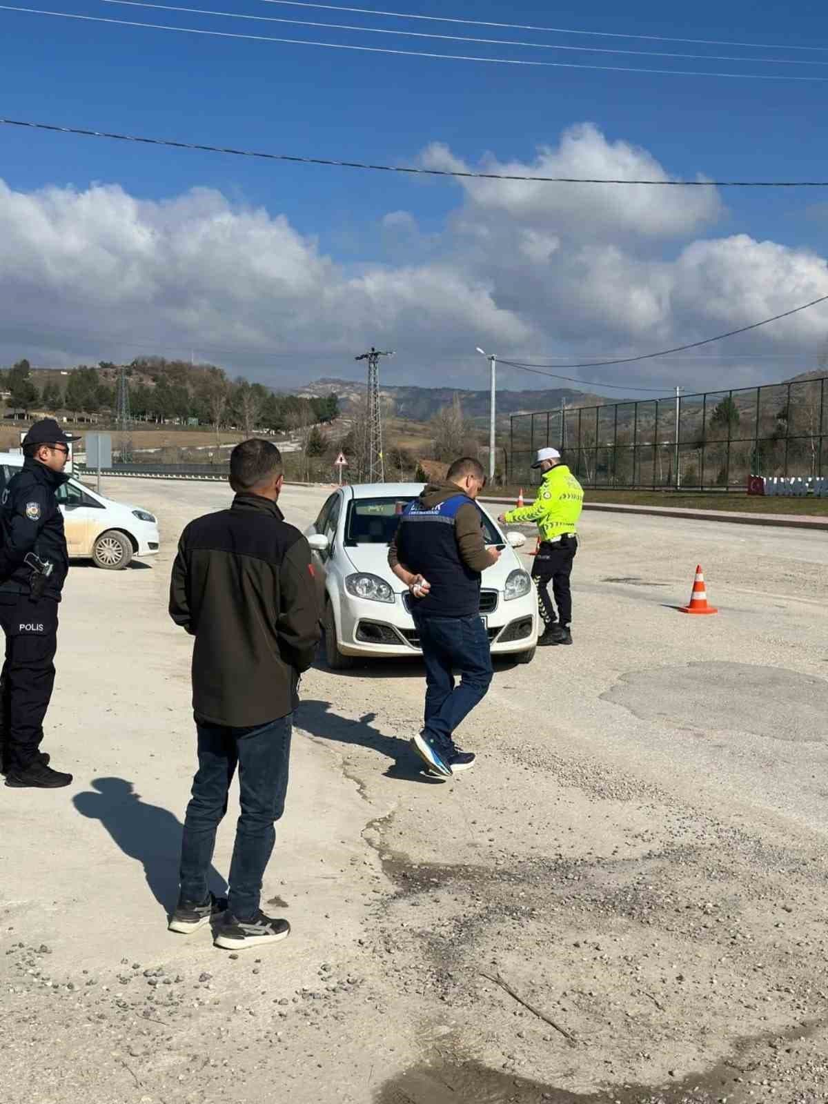 Kontrolsüz hayvan sevkiyatlarına yol denetimi