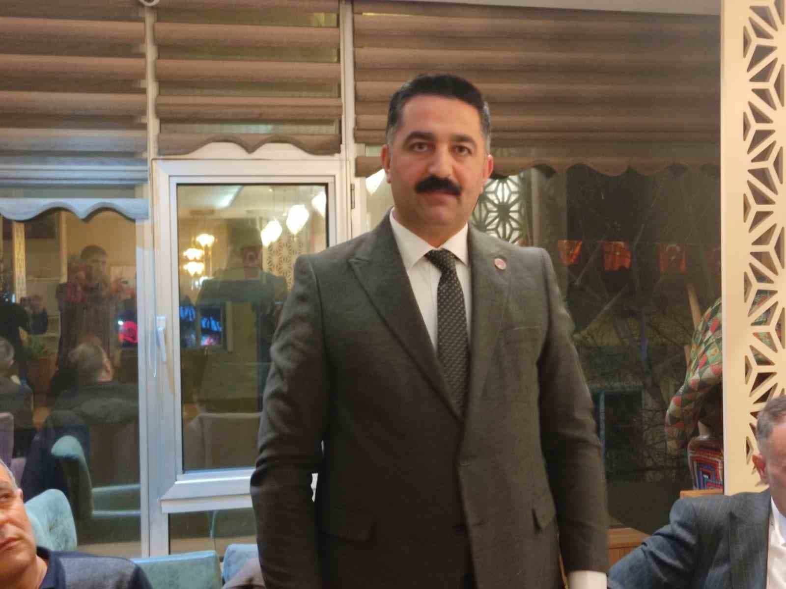 Özer, (AESOB) başkan adaylığını açıkladı