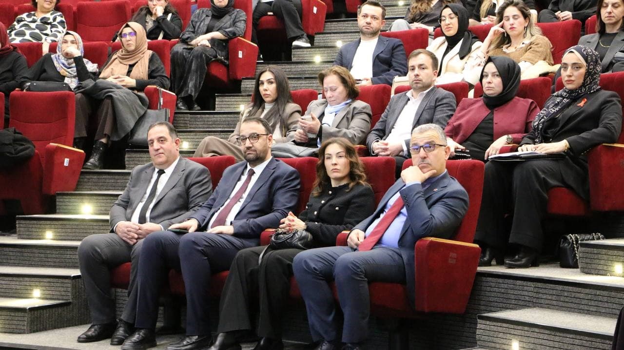 Sakarya’da "Otizmi Anlamak" paneli düzenlendi