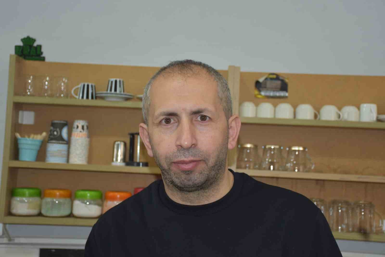 Karı kocanın çay ocağındaki omuz omuza mesaisi 15’inci yılında