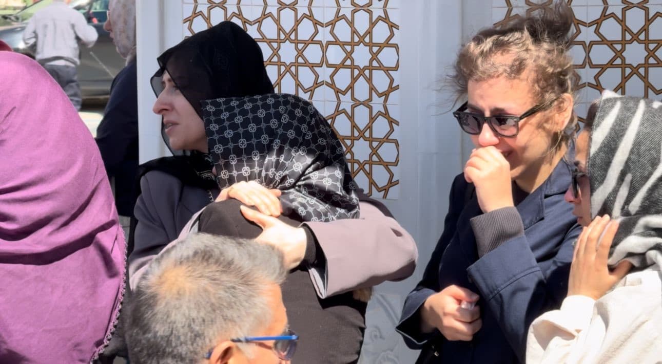 Edirne’de 5’inci kattan düşen çocuk toprağa verildi