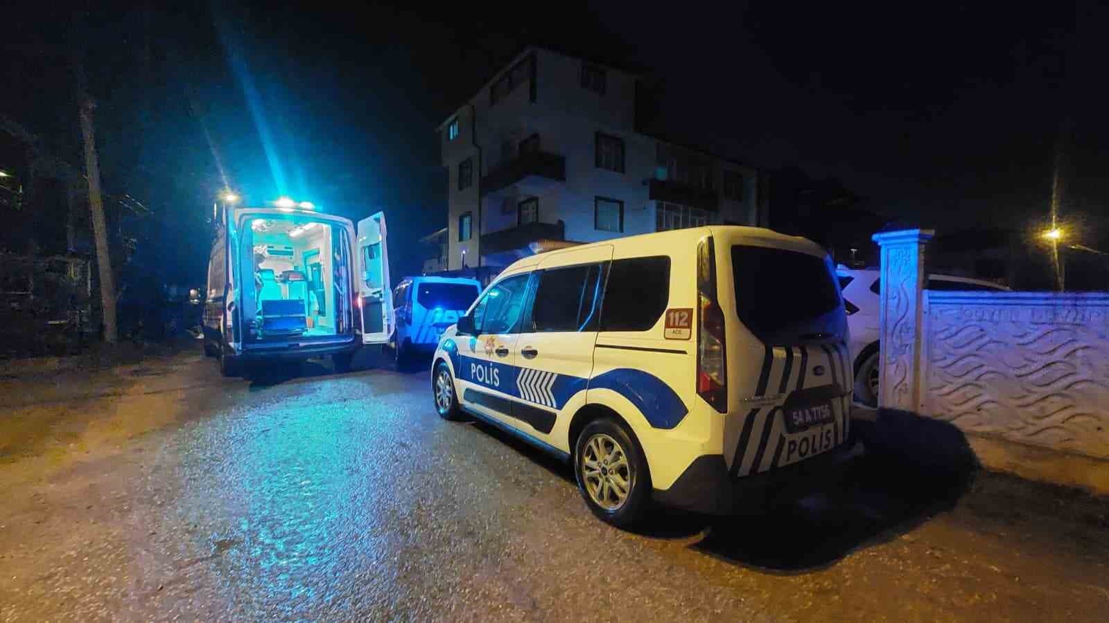 Eşya almak için geldiği evde babasını hareketsiz halde buldu