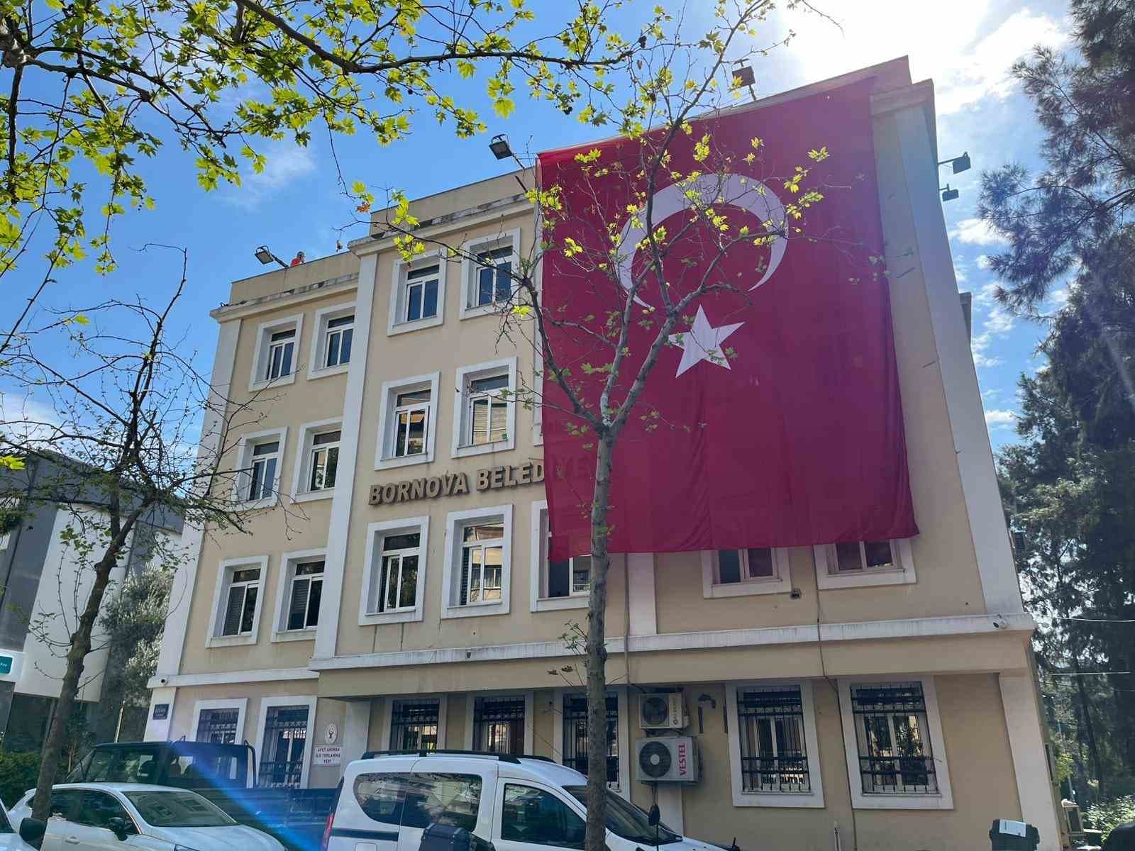 Bornova Belediye Başkanı Ömer Eşki gözaltına alındı