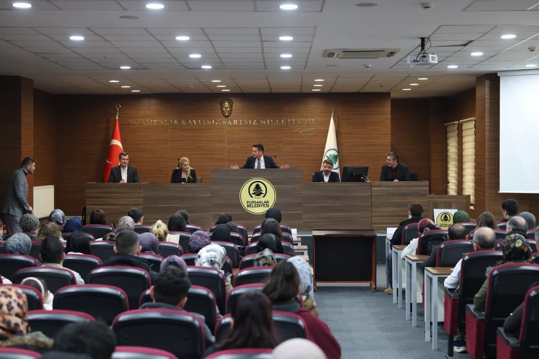 İş arayanlar ve işverenler aynı masada buluştu