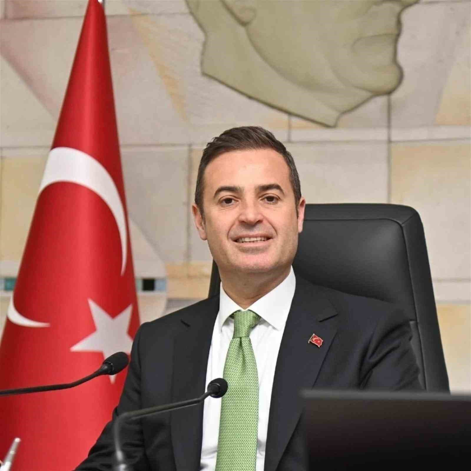 Akın gençlerin sesini duydu, mahalleler yeşil sahaya kavuştu