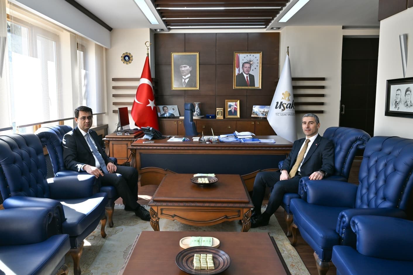 Afyonkarahisar Valisi Aktaş’tan Vali Kartal’a hayırlı olsun ziyareti