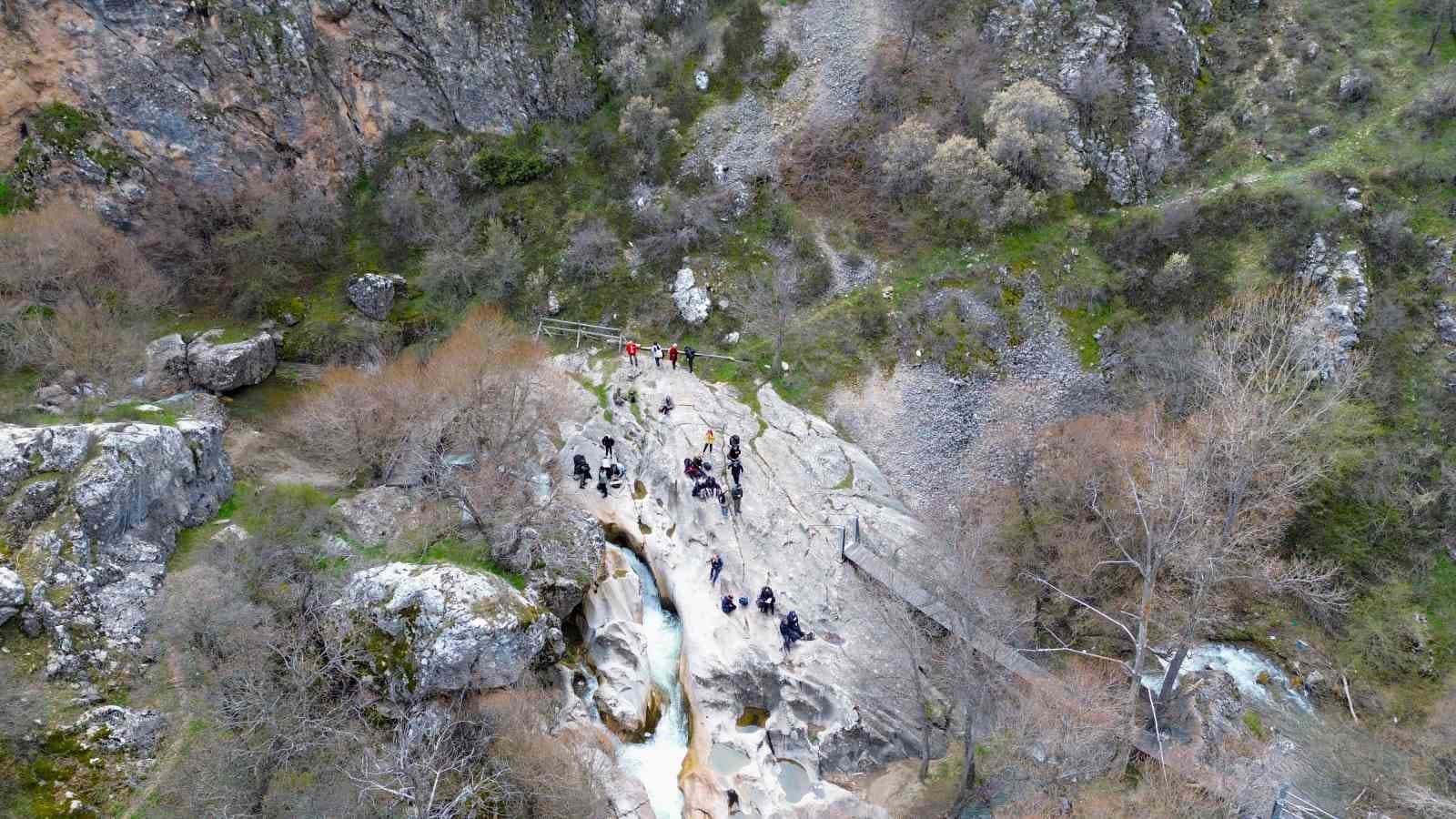 Çorum’da mest eden ilkbahar manzaraları