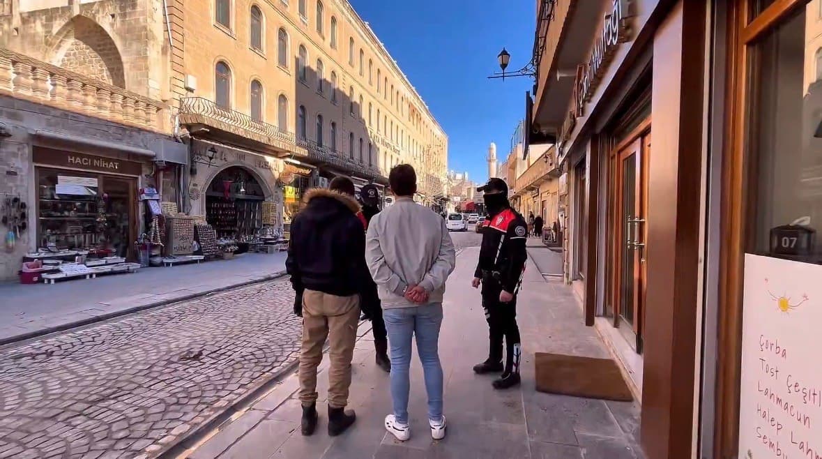 Mardin’de kaçak silah operasyonu