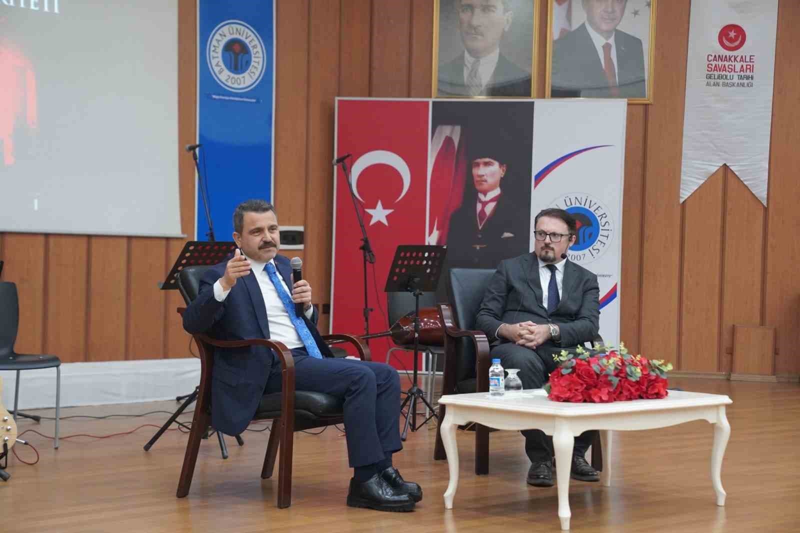 Çanakkale’den Bitlis’e ‘Bir Milletin Fedakârlığı, Bir Bayrağın Hürriyeti’ söyleşisi