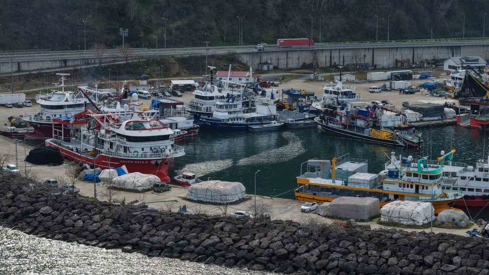 Balık av sezonu biterken, balıkçılar sezonu değerlendirdi
