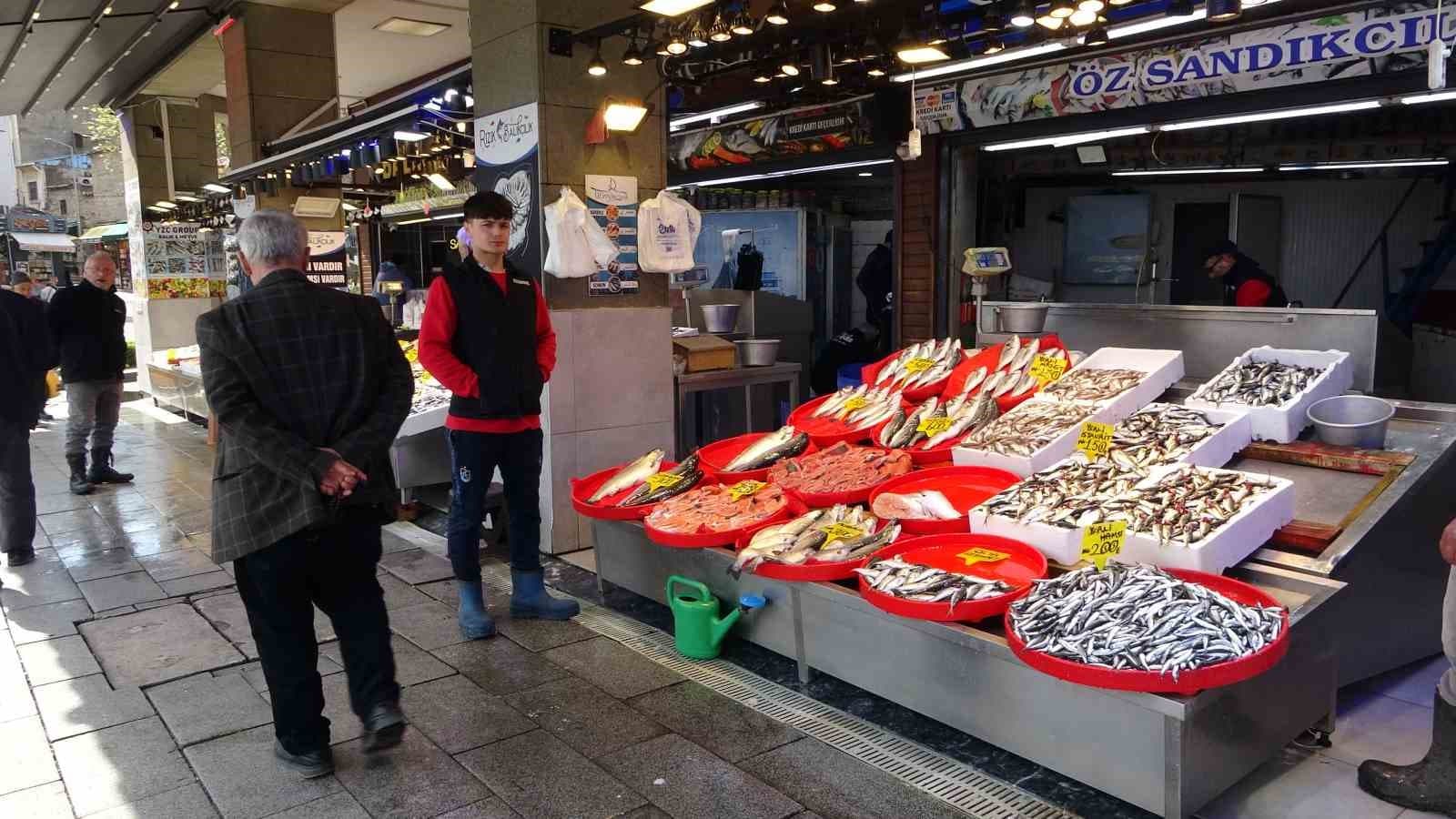 Balık av sezonu biterken, balıkçılar sezonu değerlendirdi