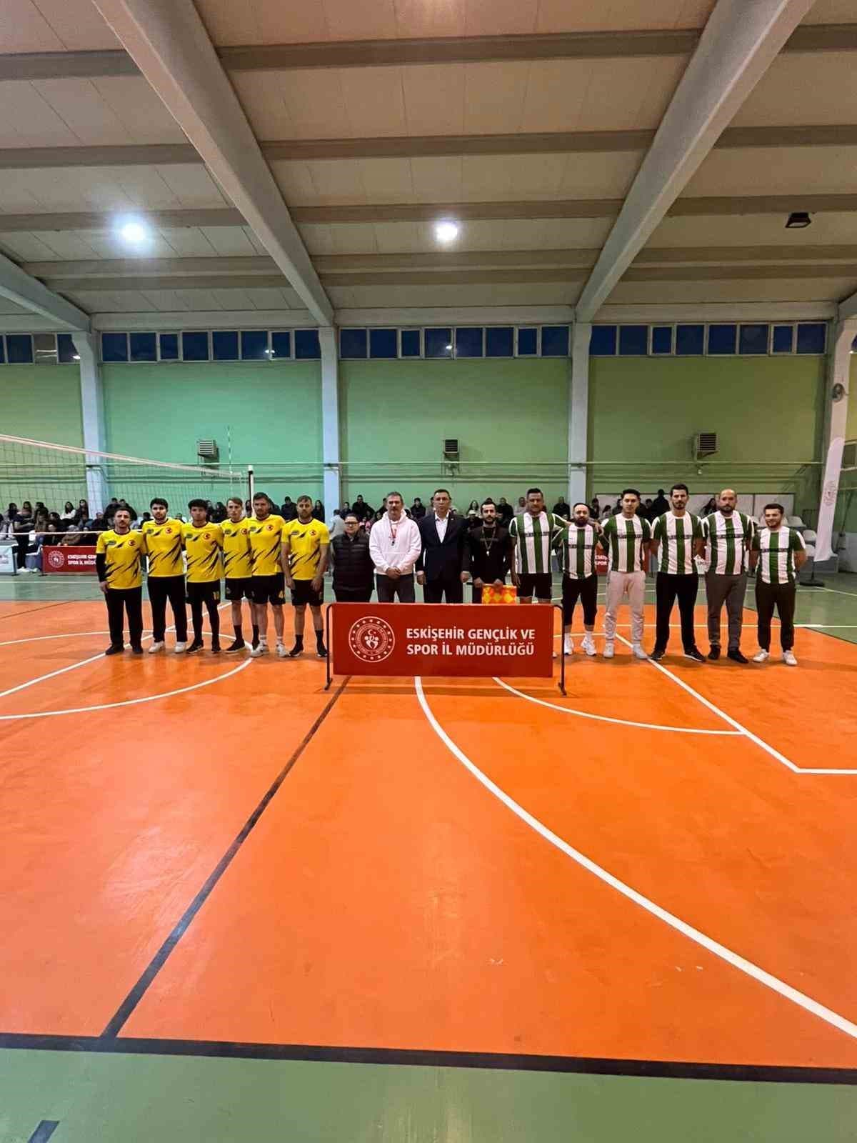 Beylikova’da Kurumlar Arası Voleybol Turnuvası heyecanı