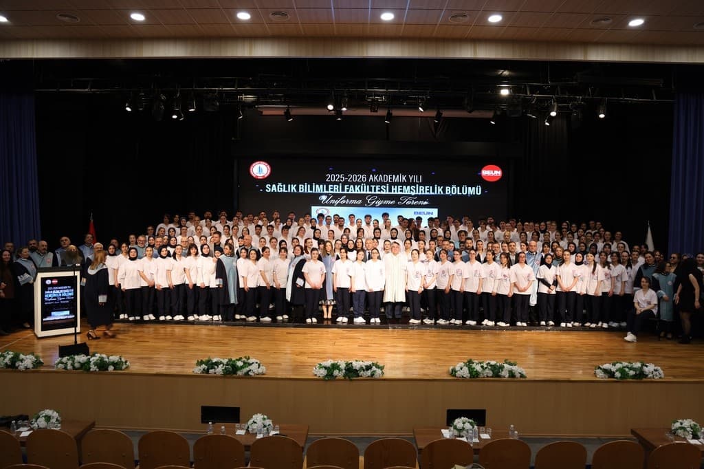 BEUN’da geleceğin hemşireleri üniformalarını giydi