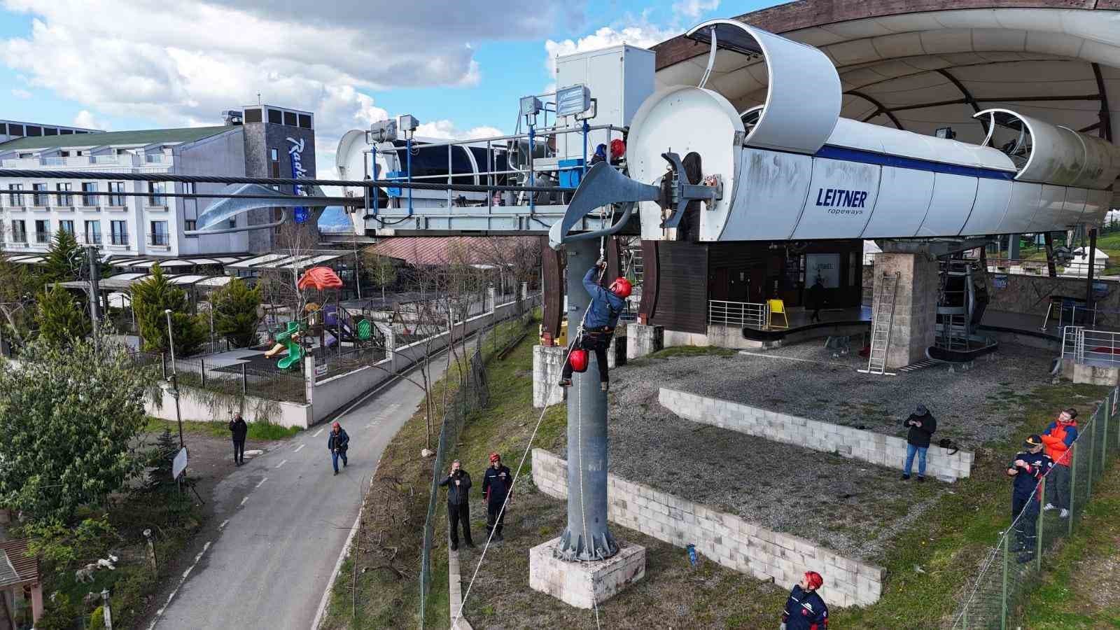 Ordu’da teleferik hattında kurtarma tatbikatı