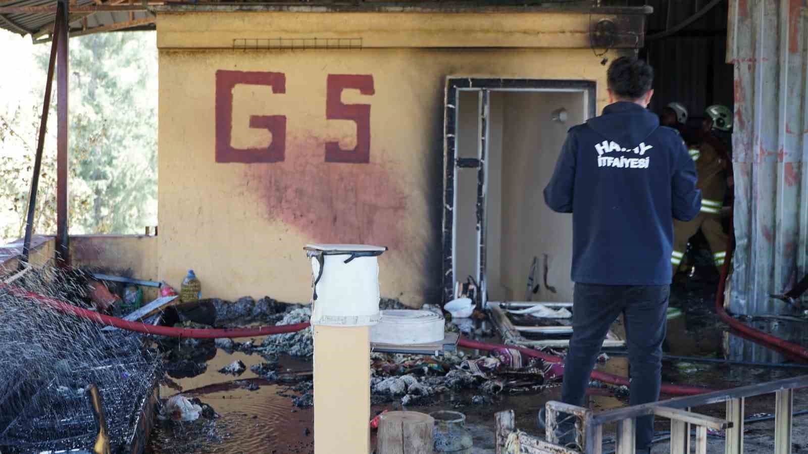 Gaziantep’te bir evde meydana gelen patlama paniğe neden oldu