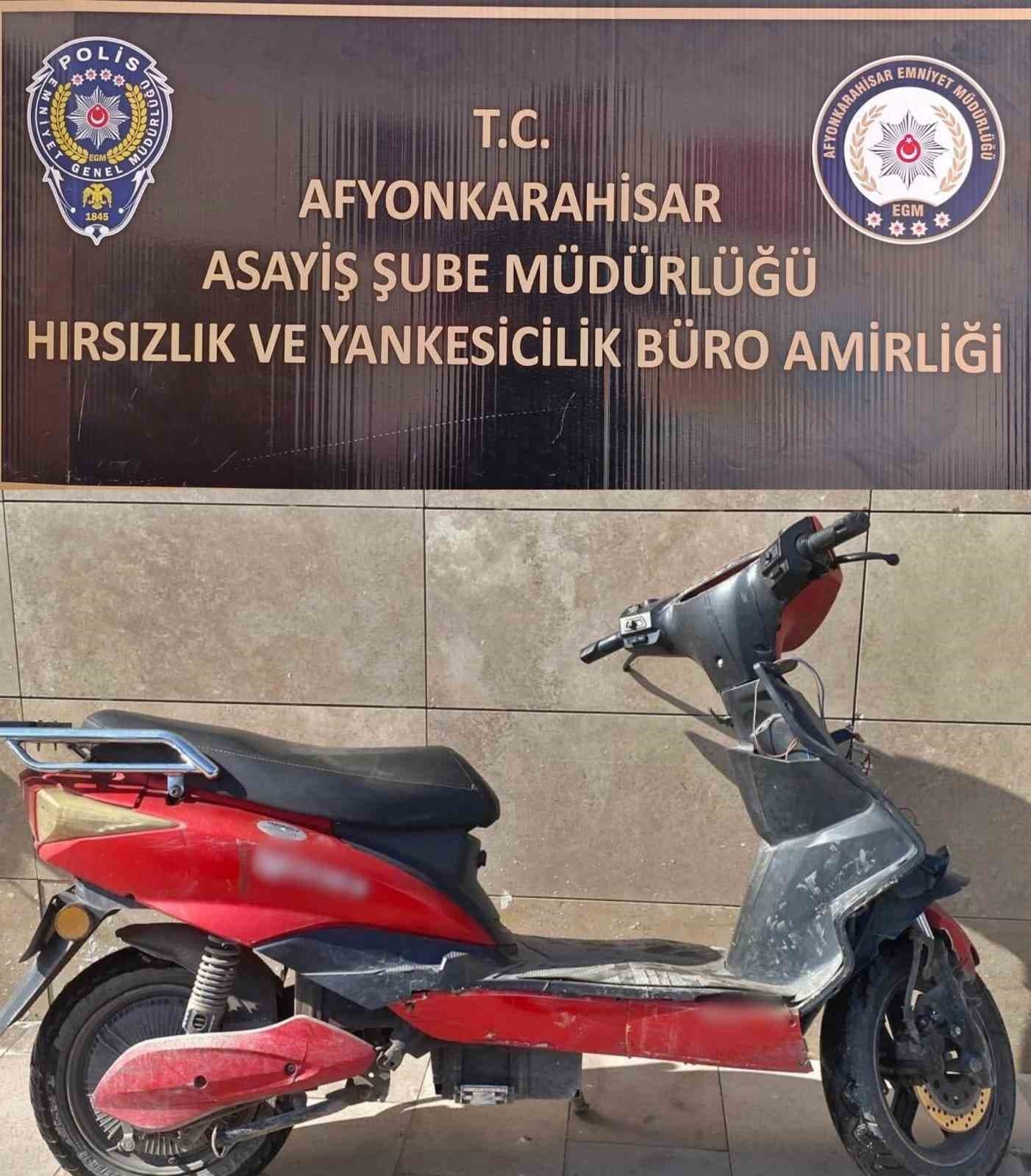 Polis bir haftada 7 bin 603 şahsın kimlik sorgulamasını yaptı