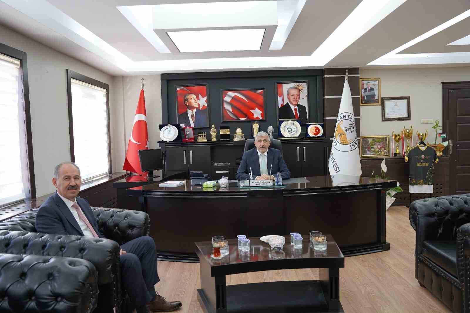 Ardeş Belediye Arpaçay’dan Kahta Belediyesine ziyaret
