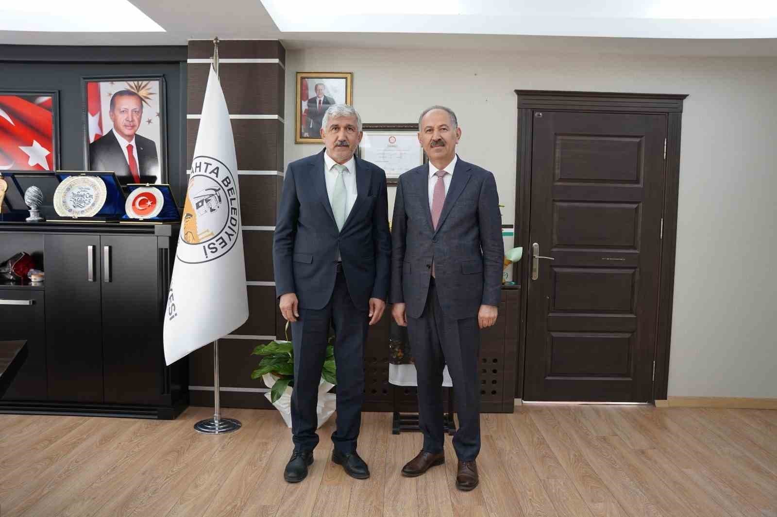 Ardeş Belediye Arpaçay’dan Kahta Belediyesine ziyaret