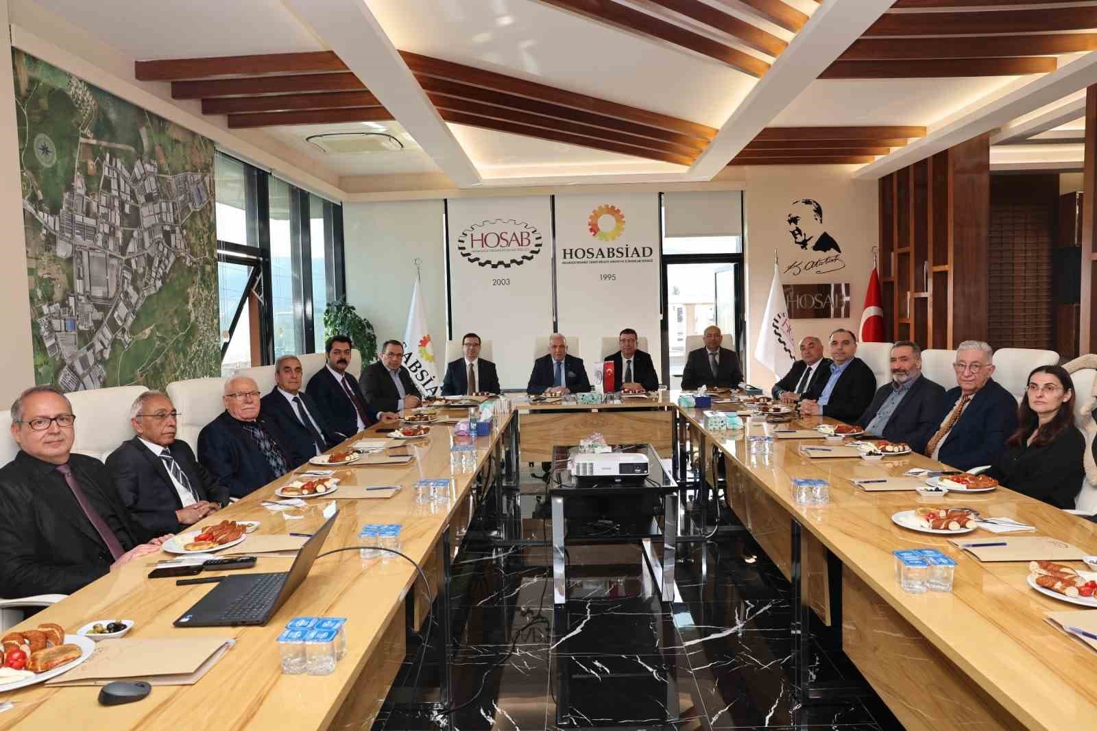 Başkan Özdemir, sanayicilerle ortak akıl toplantısında buluştu