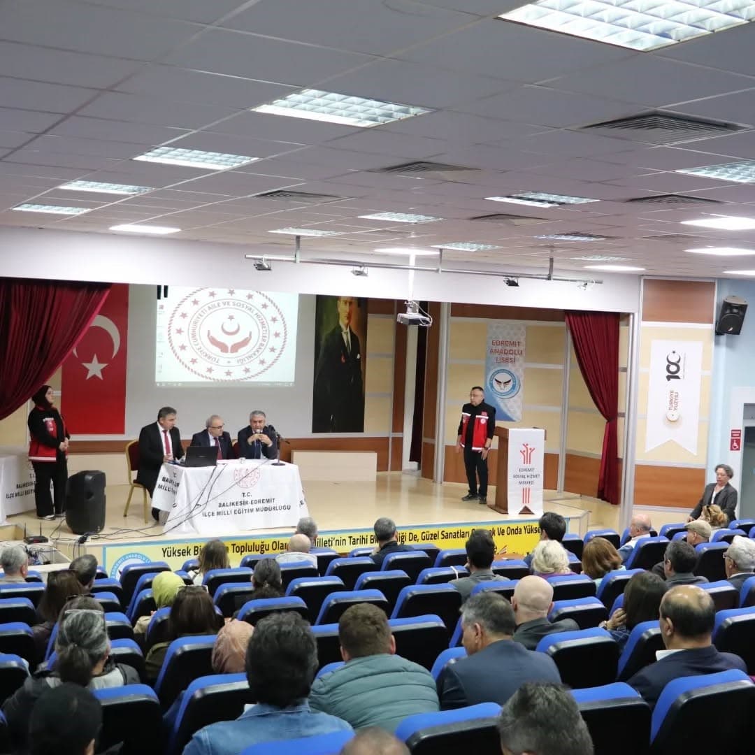 Edremit’te kadına yönelik şiddetle mücadele seferberliği