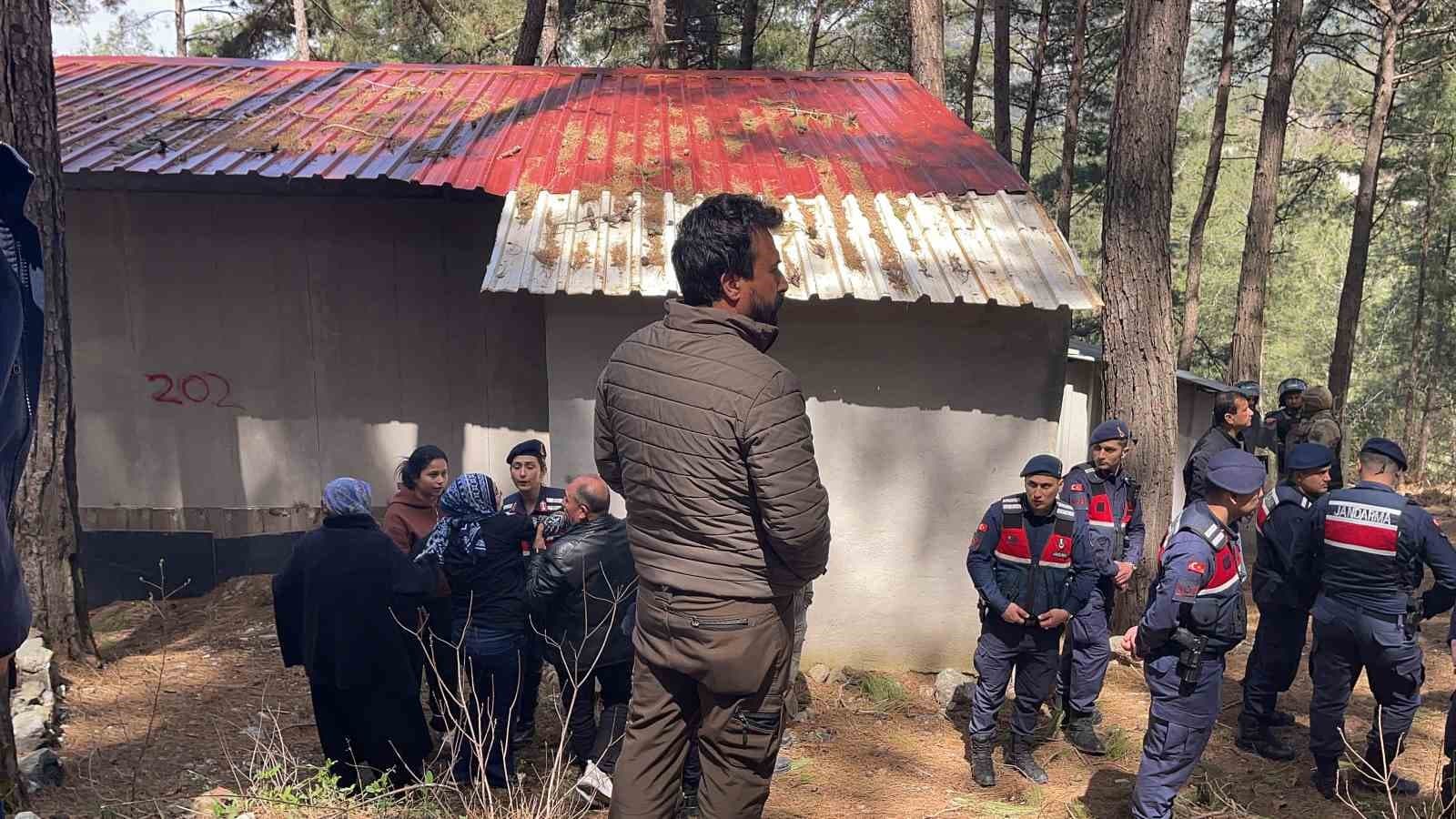 Osmaniye’de mahkeme kararı sonrası 31 kaçak yayla evinin yıkımına başlandı