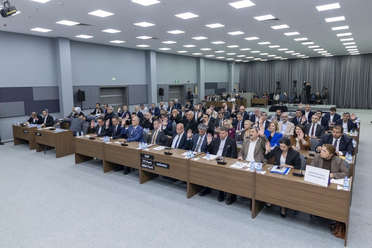 Başkan Seçer: "Mersin’e en iyi şekilde hizmet etmeye devam edeceğiz"