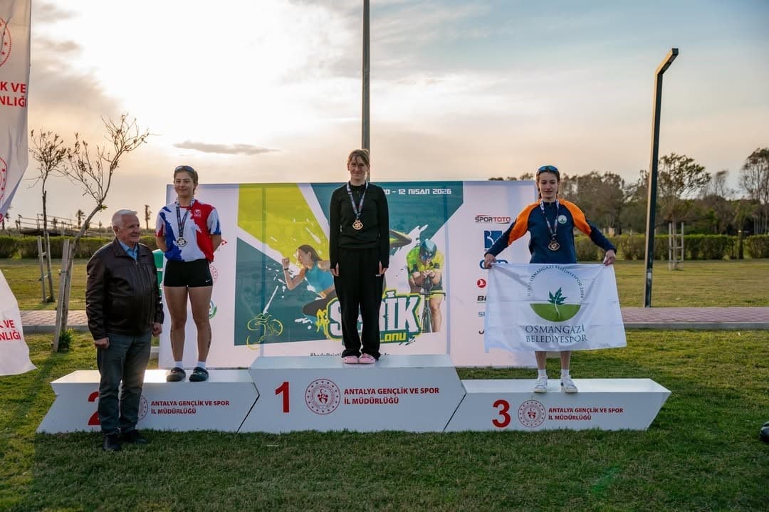 Osmangazi’nin genç sporcuları kürsüyü boş bırakmadı