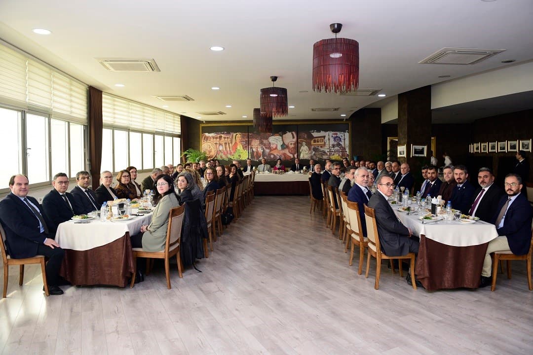 Manisa CBÜ Yükseköğrenim Vakfı Genel Kurul Toplantısı gerçekleştirildi