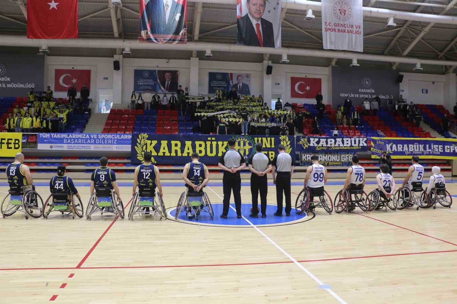 Karabük Demir Kartal, sahasında Fenerbahçe’ye mağlup oldu