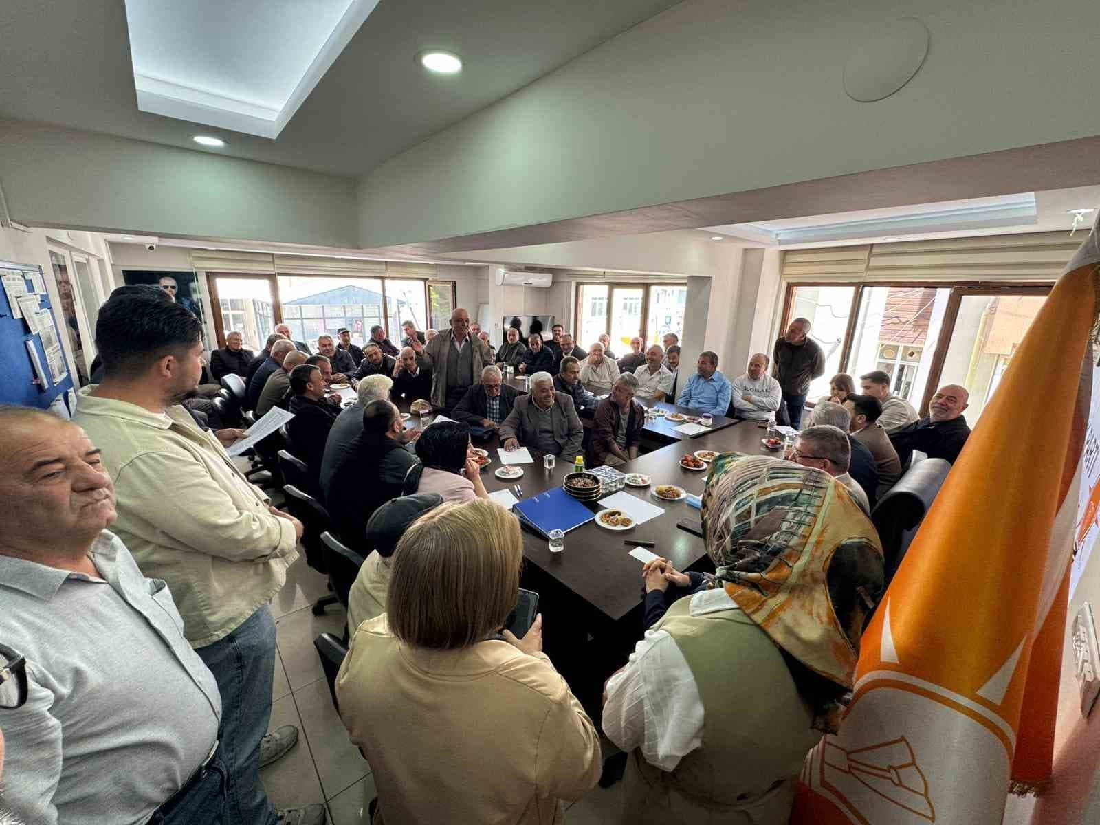 AK Parti Denizli’de saha çalışmalarına hız kesmeden devam ediyor