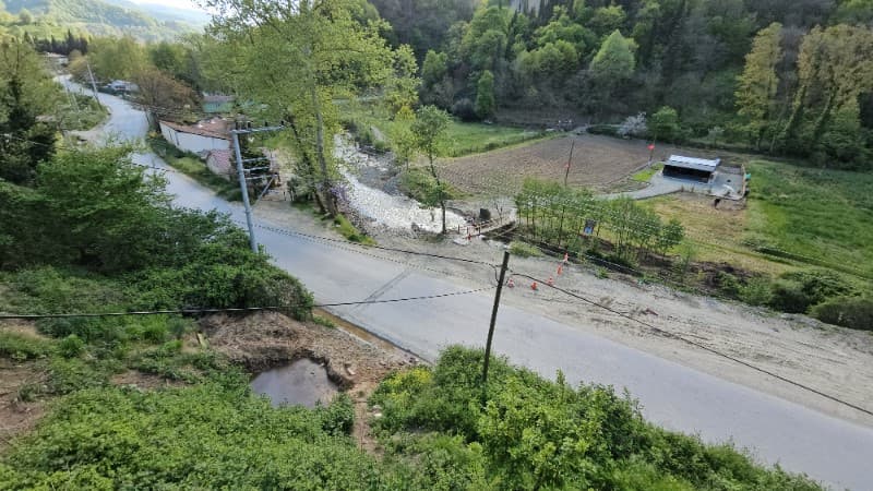 Kurban Bayramı öncesi atıklarını dereye akıtan çiftliğe ceza
