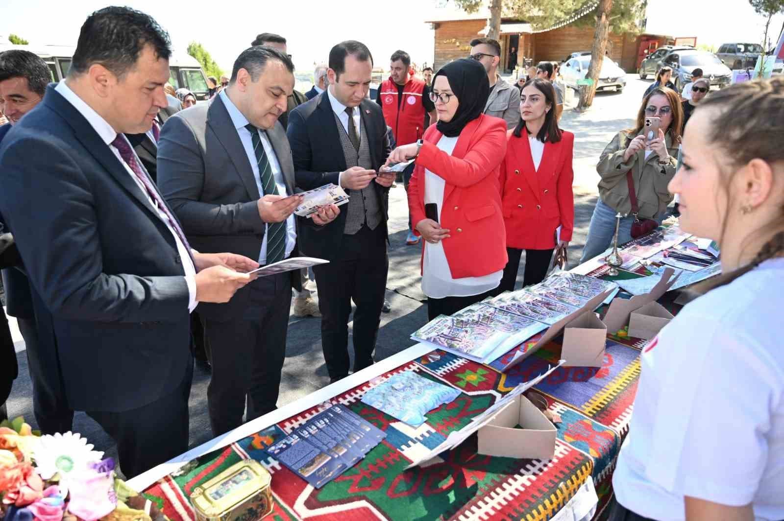 Uşak’ta Harezmi Şenliği gerçekleştirildi