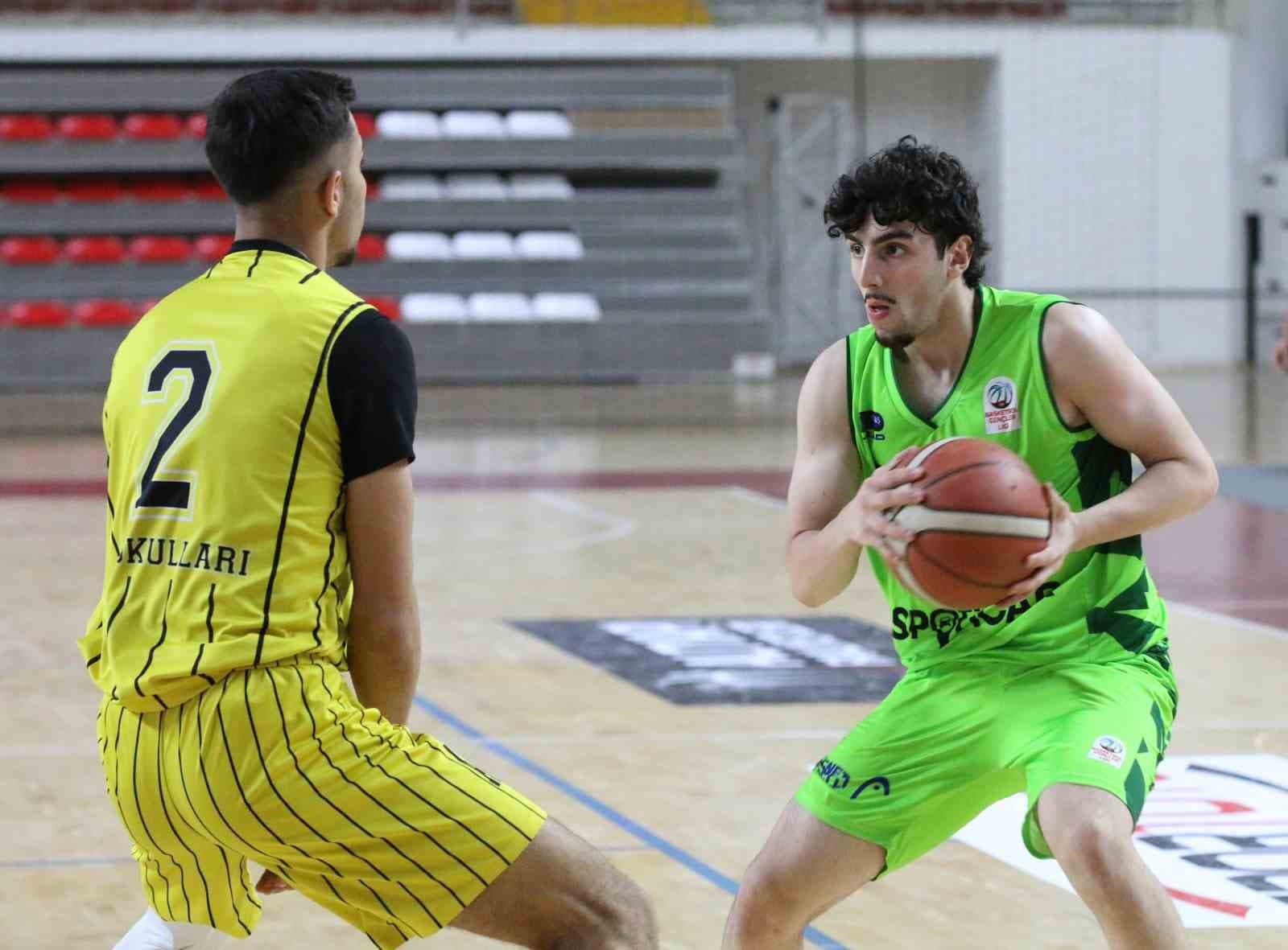 U18 Basketbol Türkiye Şampiyonası ikinci gün tamamlandı