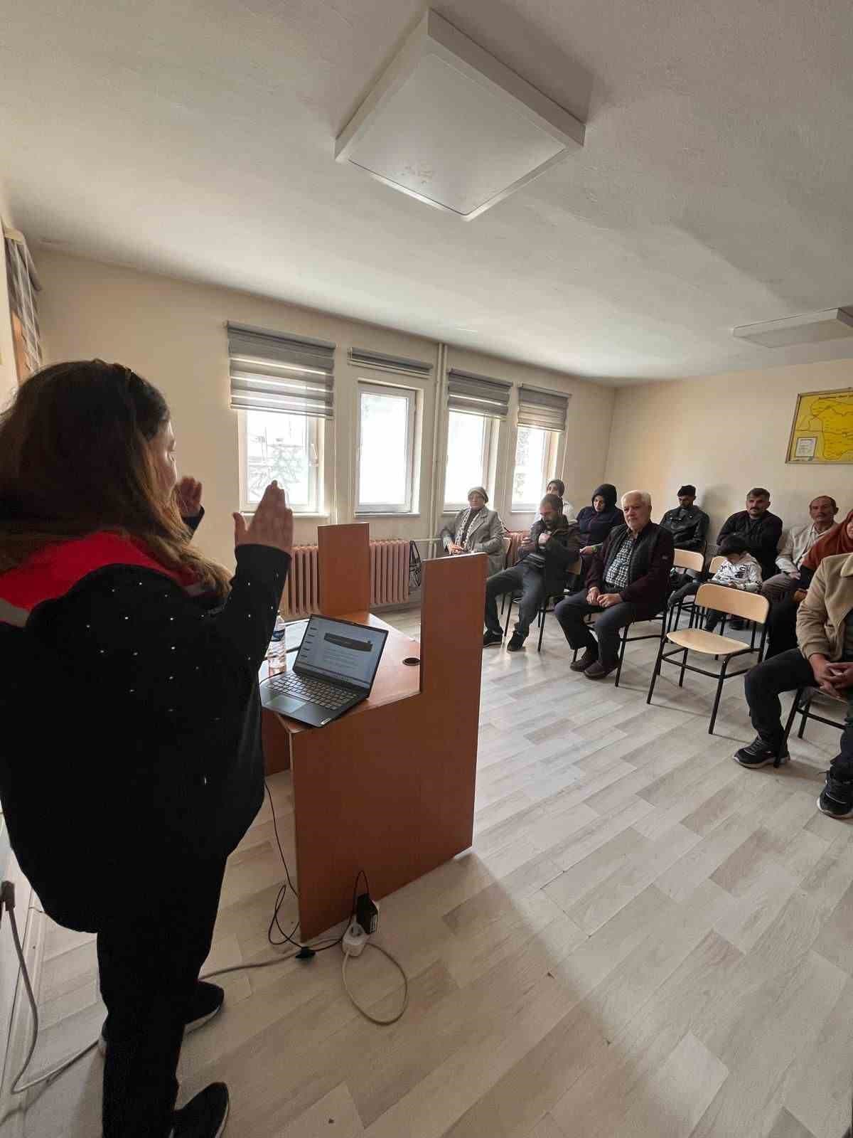 Kars’ta sürü yönetimi kursu başladı: 7 ilçede eş zamanlı eğitim