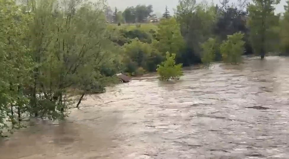 Tokat’ta yazın serinleten kamelyalar sular altında kaldı