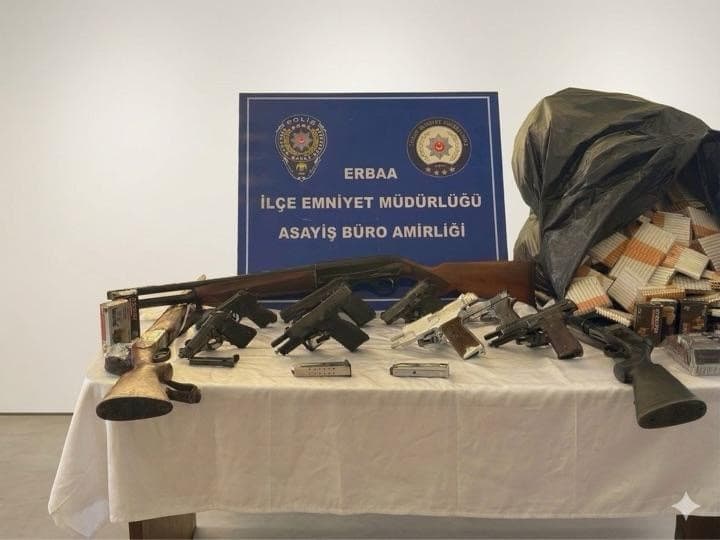 Erbaa’da silah operasyonunda cephanelik çıktı